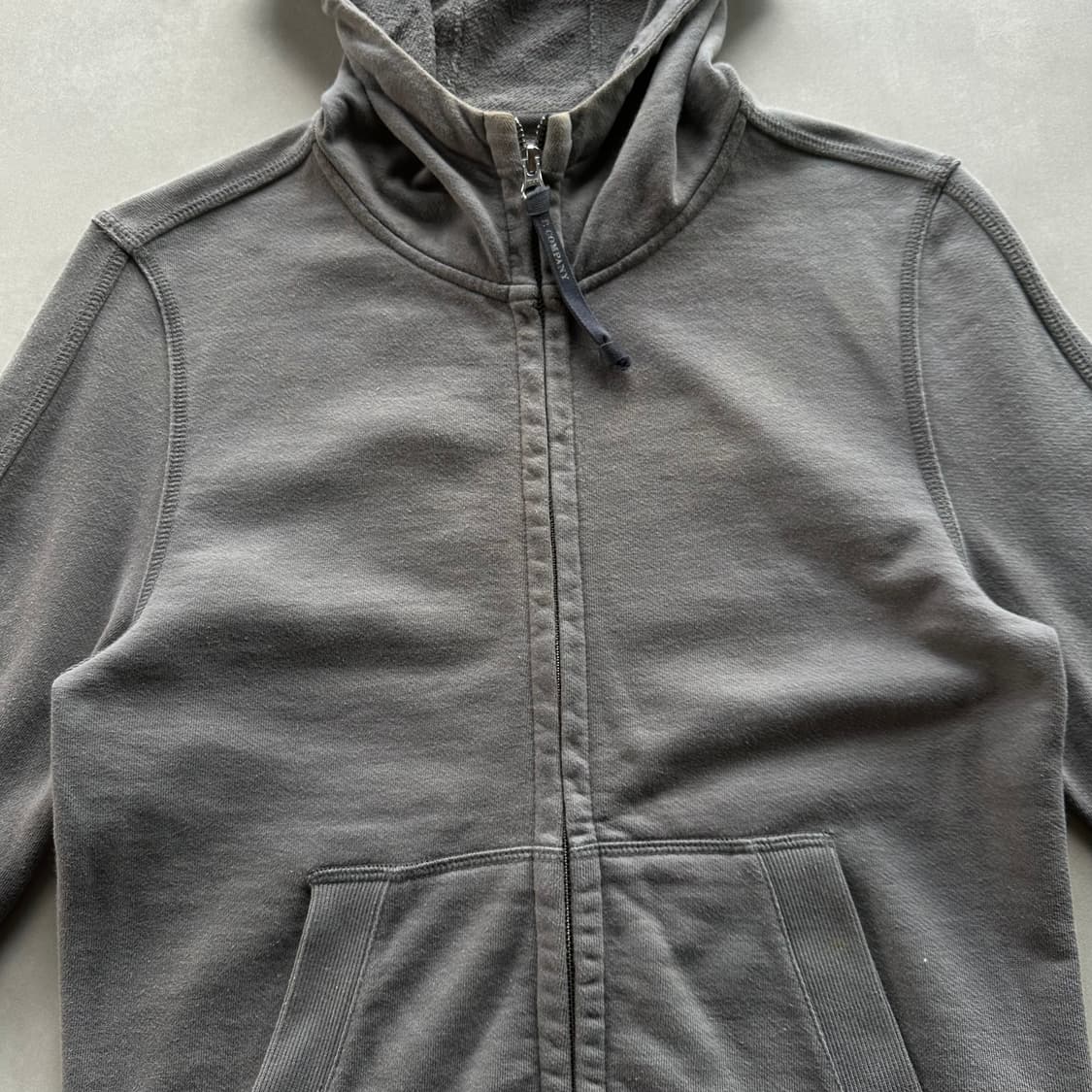 [S]씨피 컴퍼니 C.P COMPANY 고글 렌즈 후드집업 상품이미지6