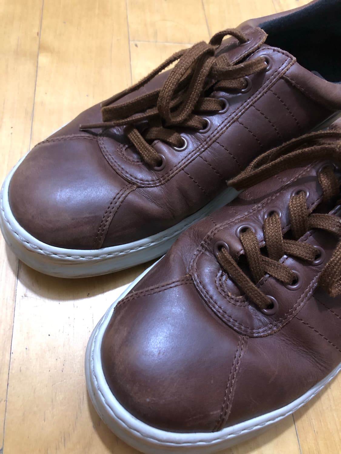 캠퍼 러너 포 레더 스니커즈 브라운 270 상품이미지3