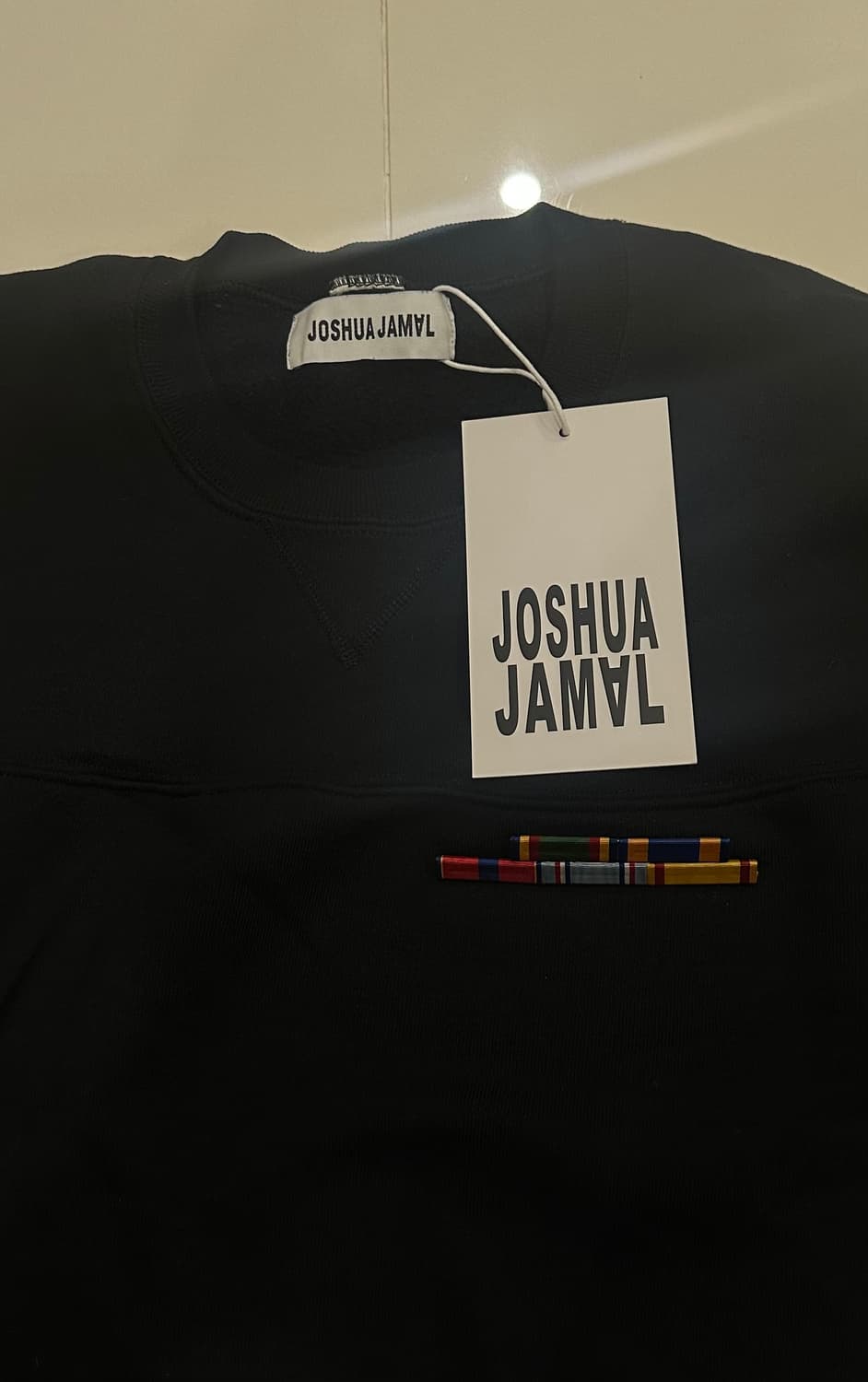 Joshua Jamal INSIGNIA Crewneck Black 상품이미지2