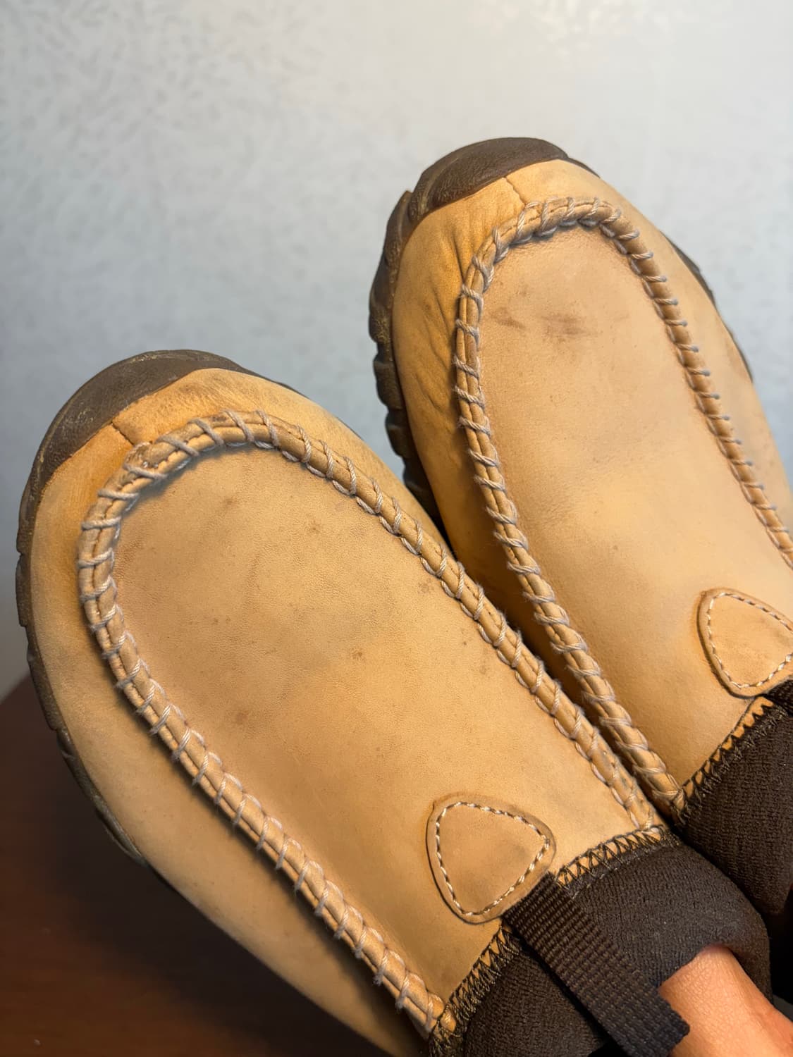 테바 빈티지 레더 목업 뮬 상품이미지3