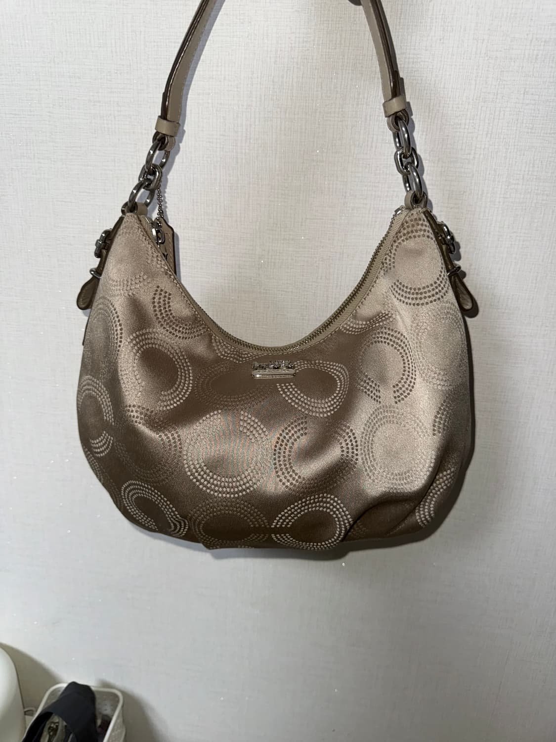 코치 베이지 숄더백 상품이미지5