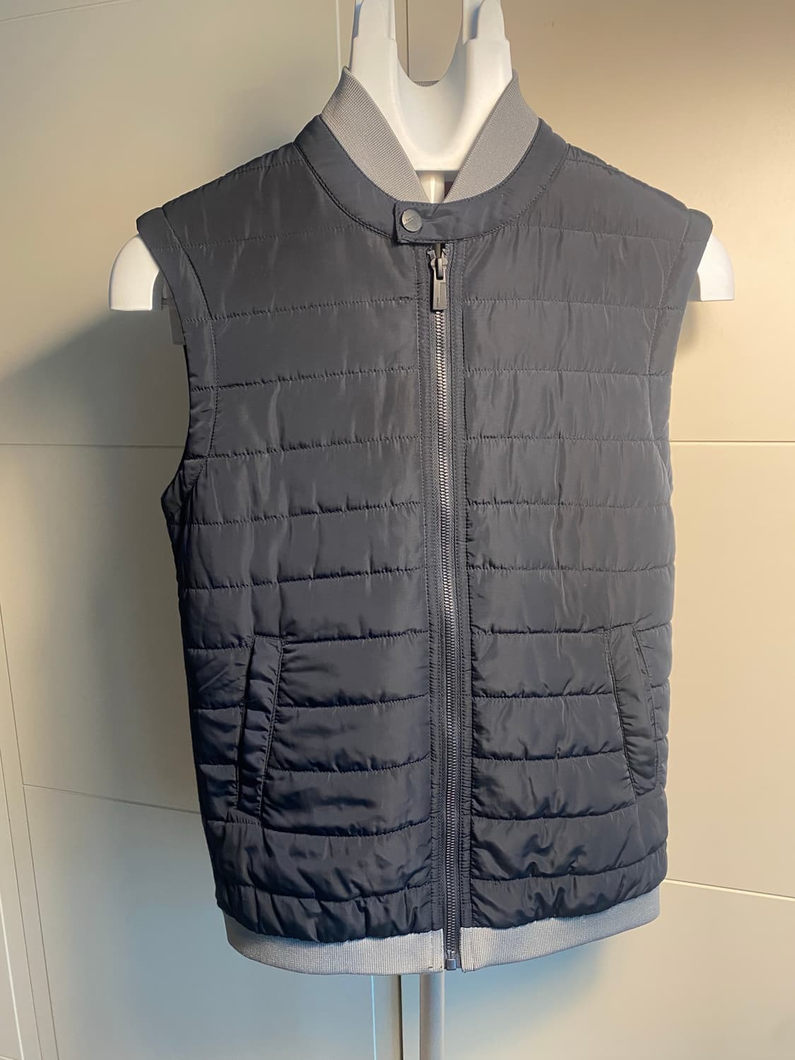 자라 MAN 남성 패딩 조끼 S 네이비 상품이미지1