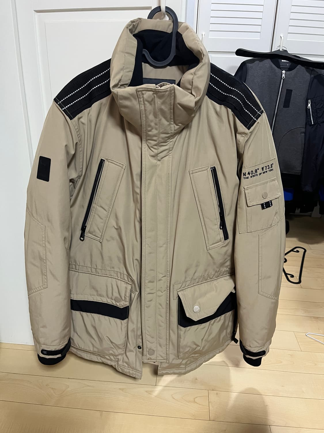 버커루 구스다운 패딩 베이지 상품이미지1