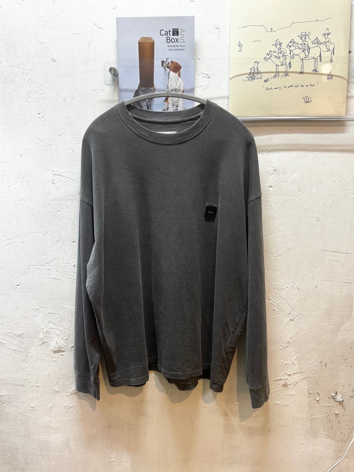 솔리드 옴므 피그먼트 백프린트 오버핏 롱슬리브   상품이미지3