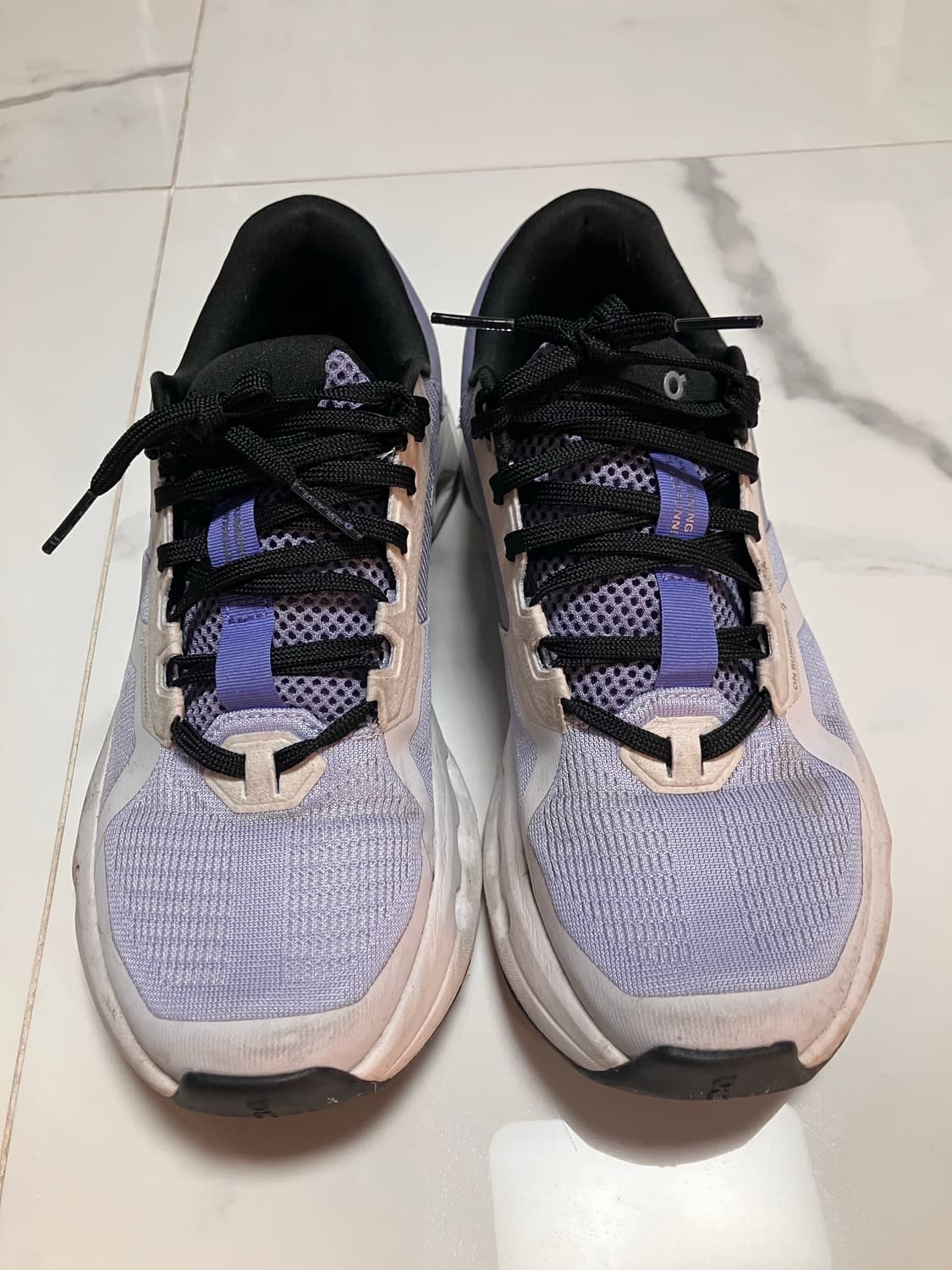 ON 온러닝 클라우드 러너 블루베리 색 235 상품이미지1