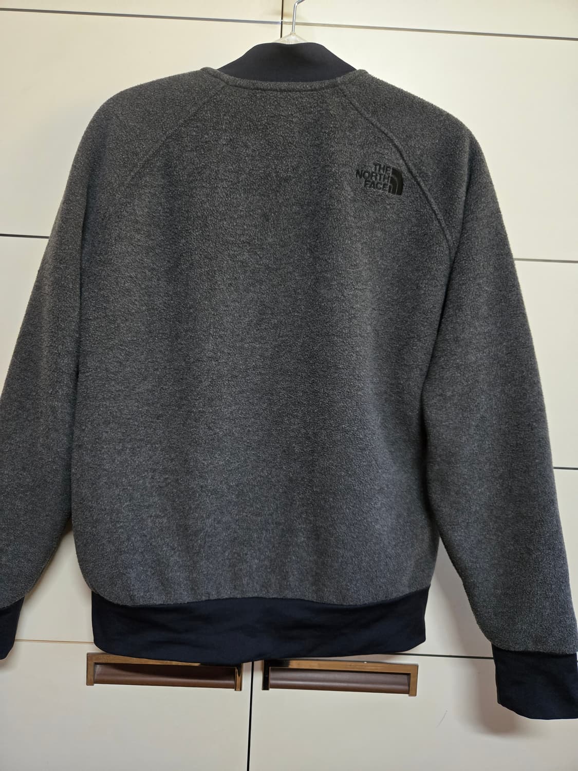 노스페이스 여성 차콜 보아털 후리스 집업 상품이미지5