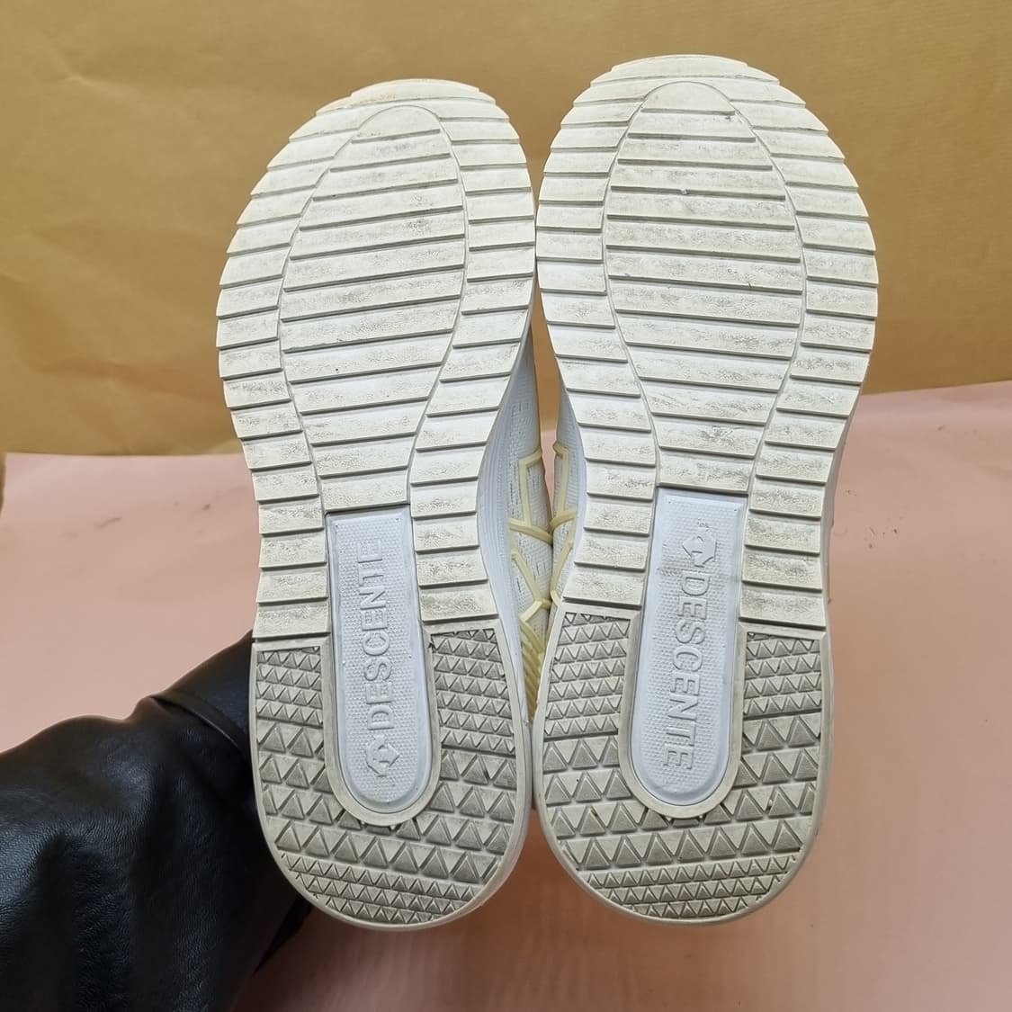 데상트 남성운동화 260 상품이미지3