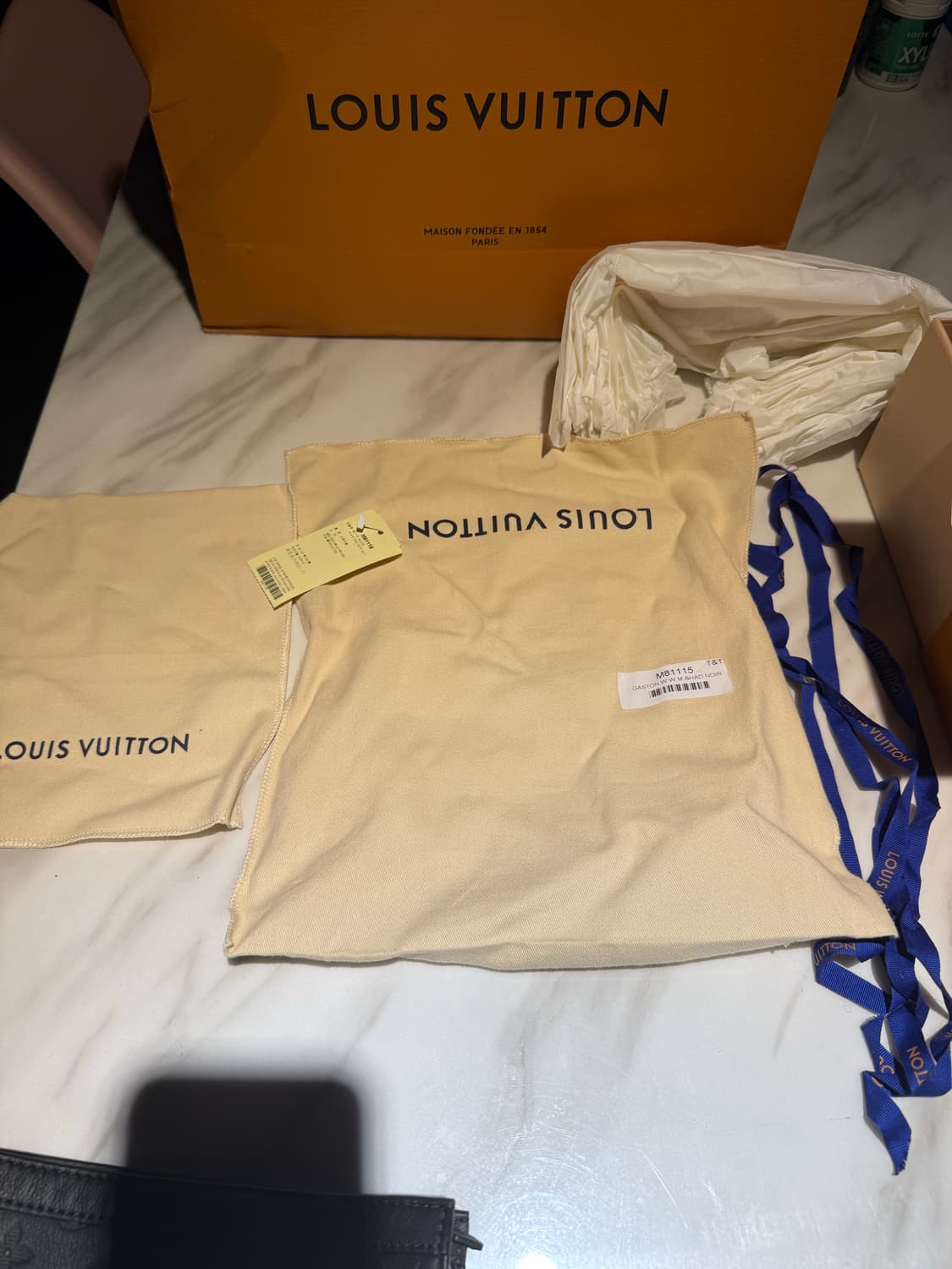 루이비통 웨어러블 상품이미지2