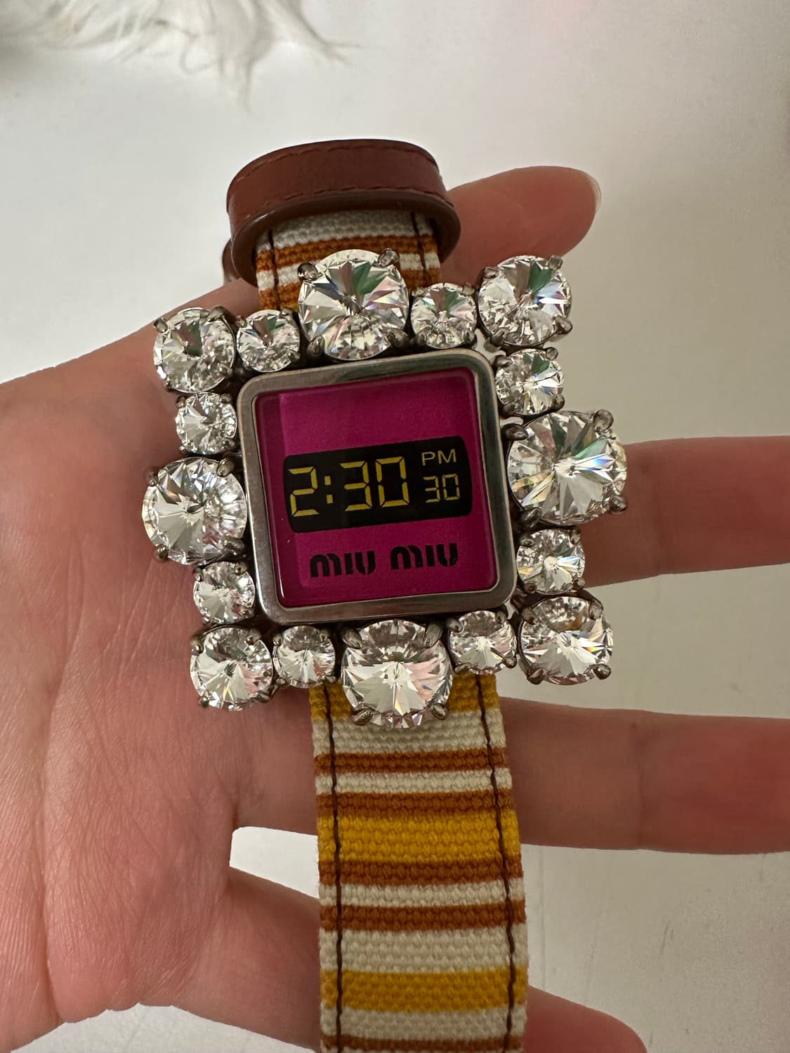 Miumiu 미우미우 크리스탈 페이크 워치 팔찌 상품이미지2
