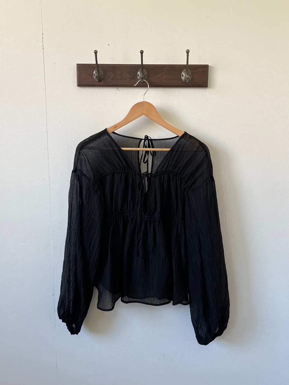 CLASSICAL ELF 블랙 시스루 블라우스 상품이미지1