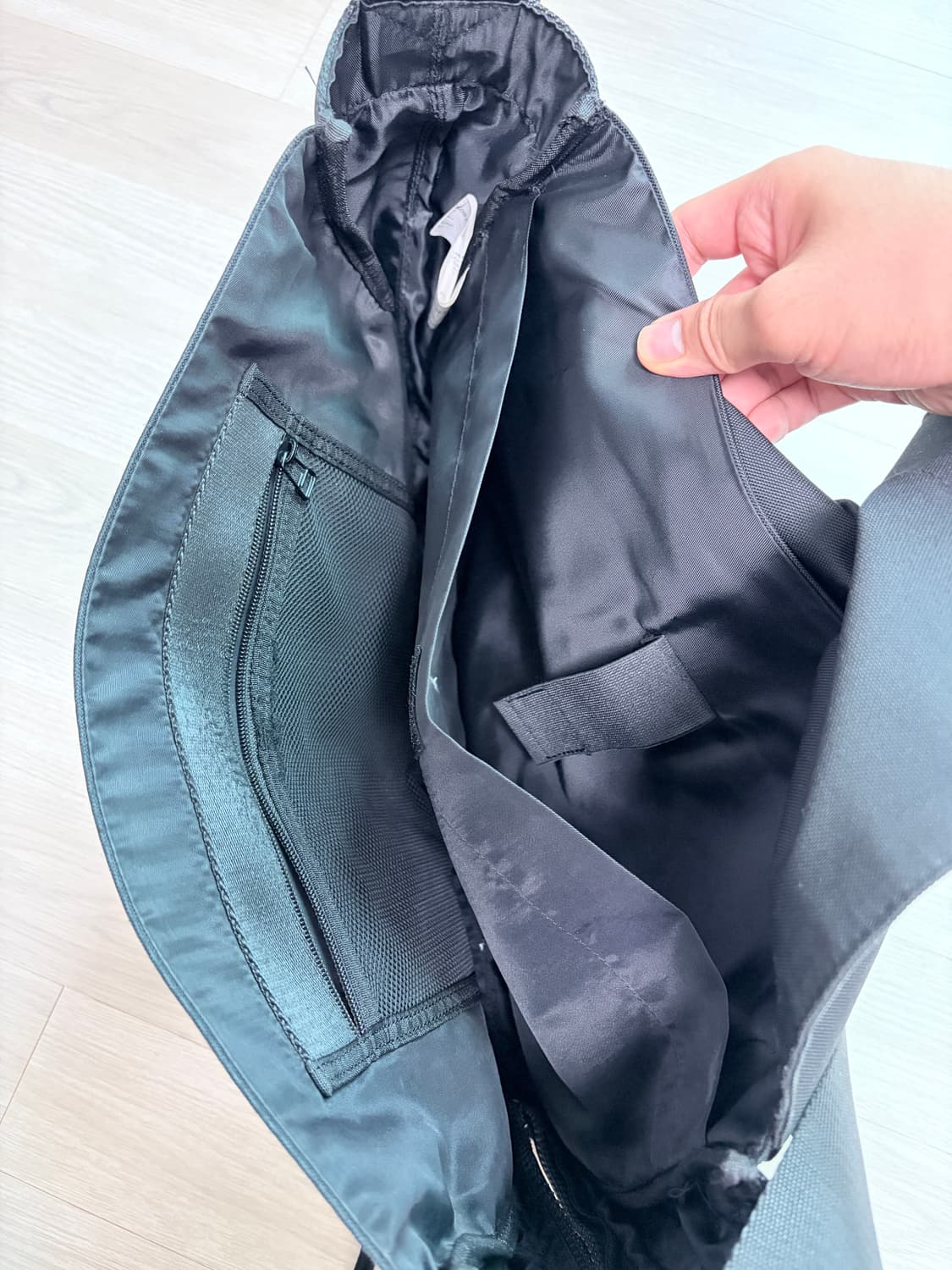메종미네드 메신저백 상품이미지3