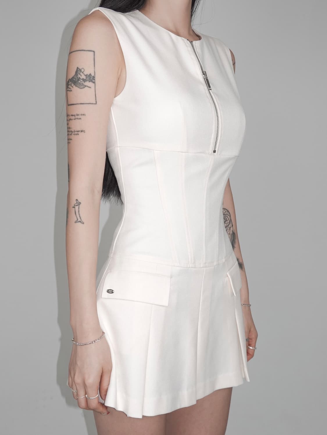 페일제이드 지퍼라인 원피스 S 화이트 상품이미지1