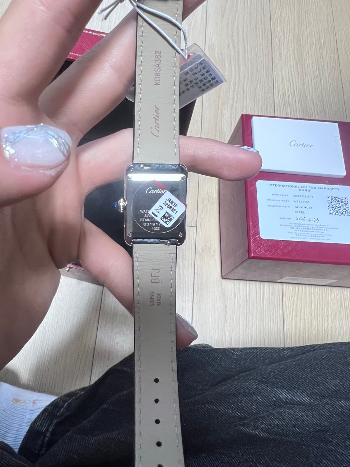 까르띠에 탱크 머스트 워치 스몰 쿼츠 스틸 카프스킨 블랙 상품이미지4