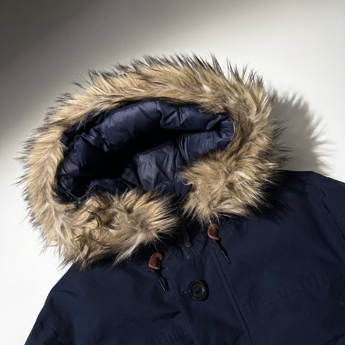 폴로 랄프로렌 사이드 로고 패치 덕다운 패딩 파카 네이비 상품이미지5