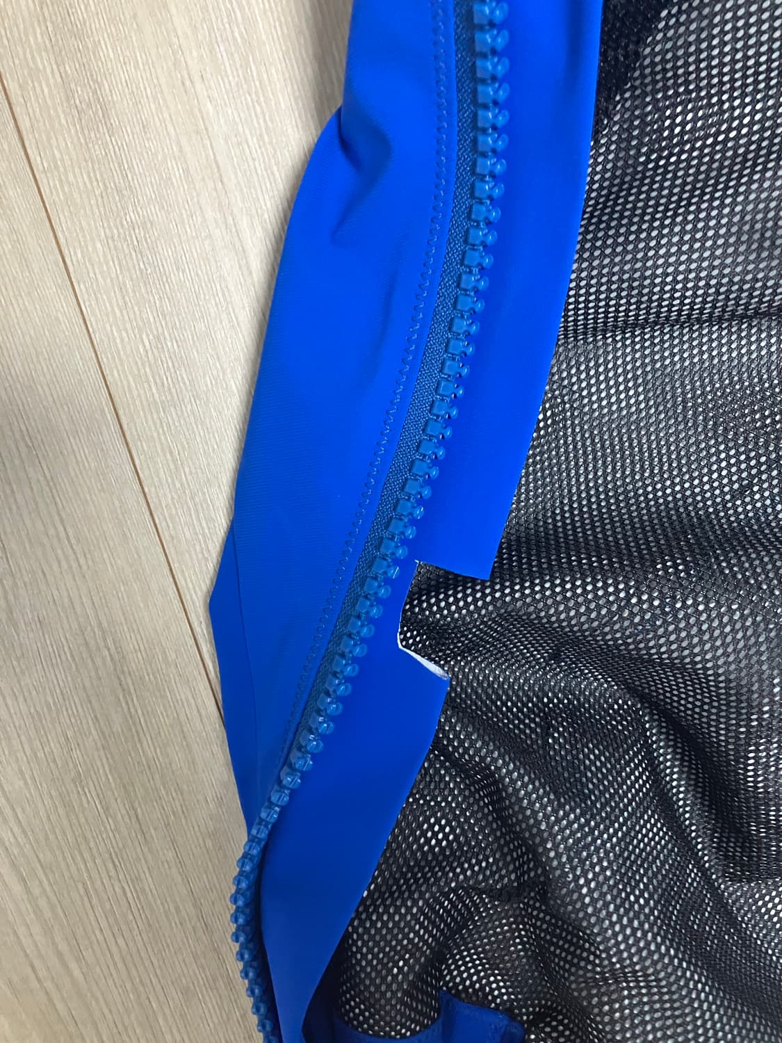 [L] 보테가베네타 윈드브레이커 블루 상품이미지5