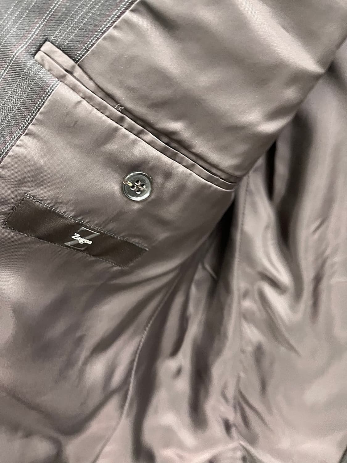 105,35) 제냐 브라운 스트라이프 슈트  상품이미지6