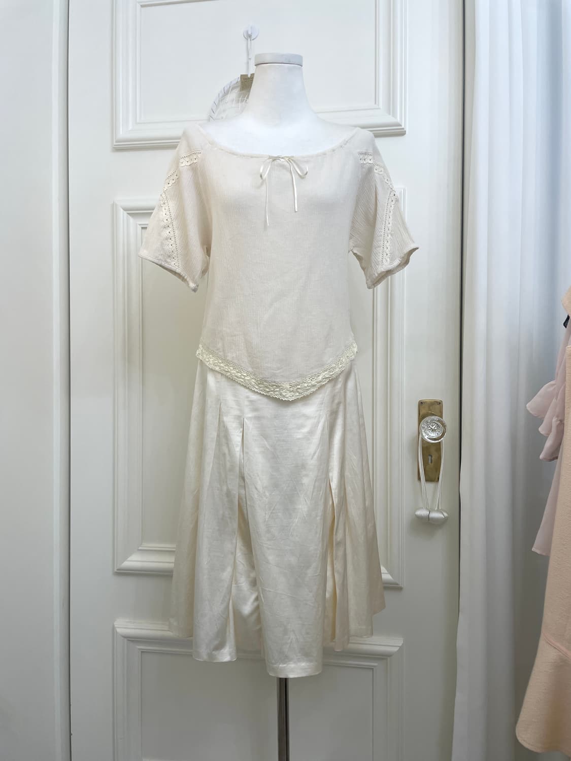 ivory ballerina lace trim bow span top 상품이미지2