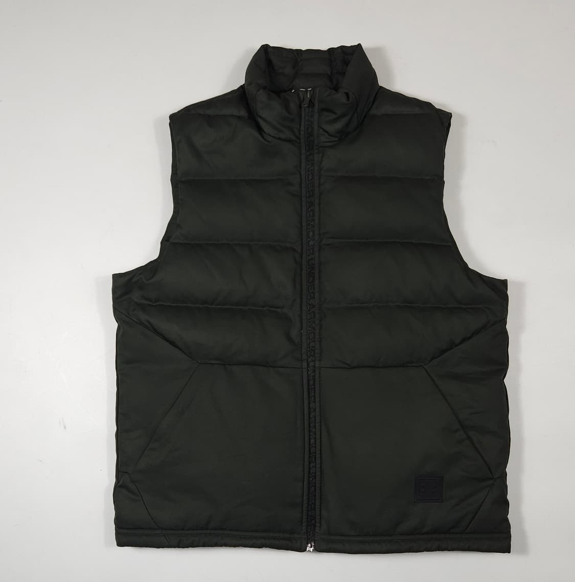 언더아머 덕다운 조끼 패딩 상품이미지1