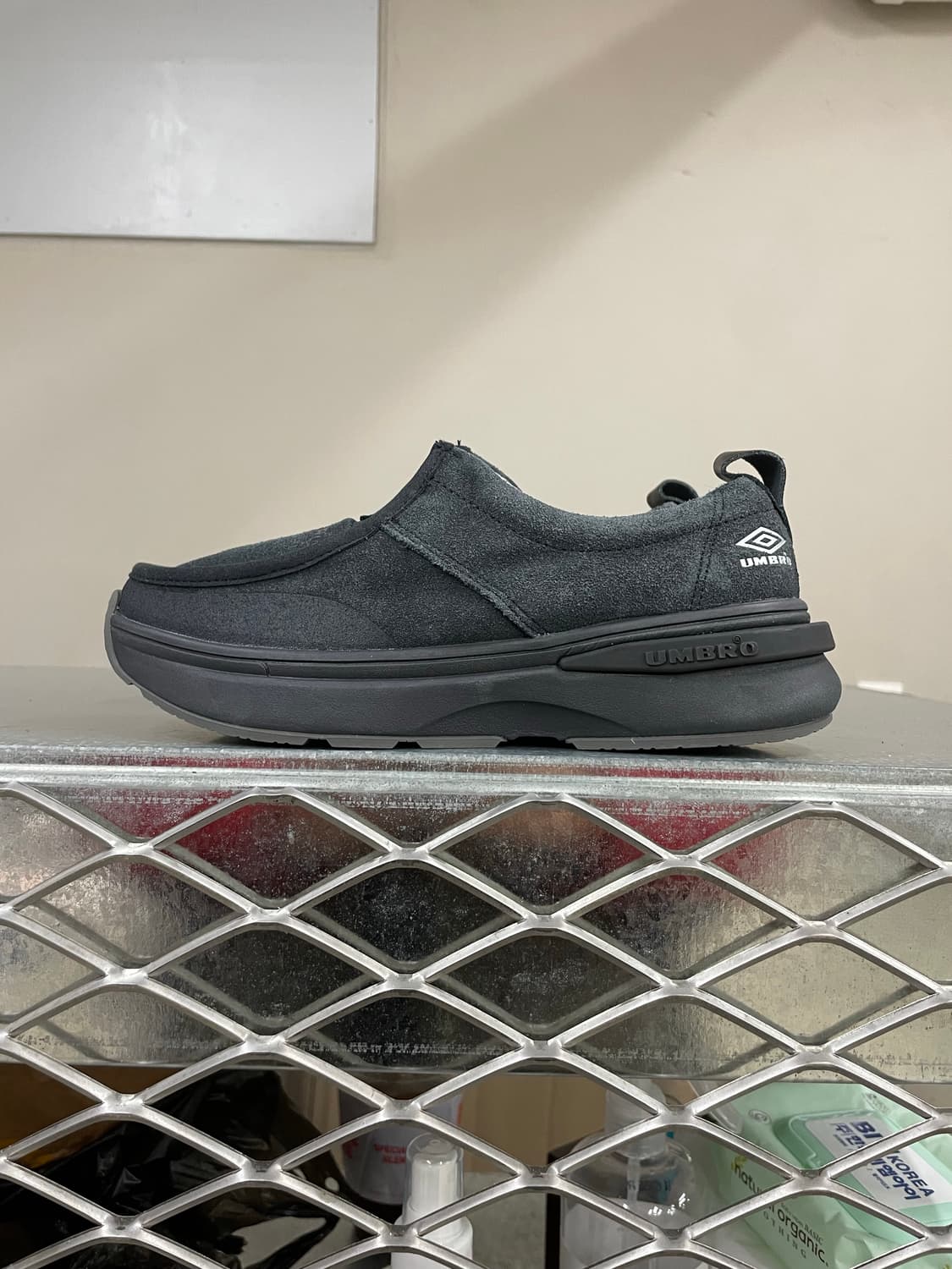 엄브로 피티 v2 230 상품이미지1