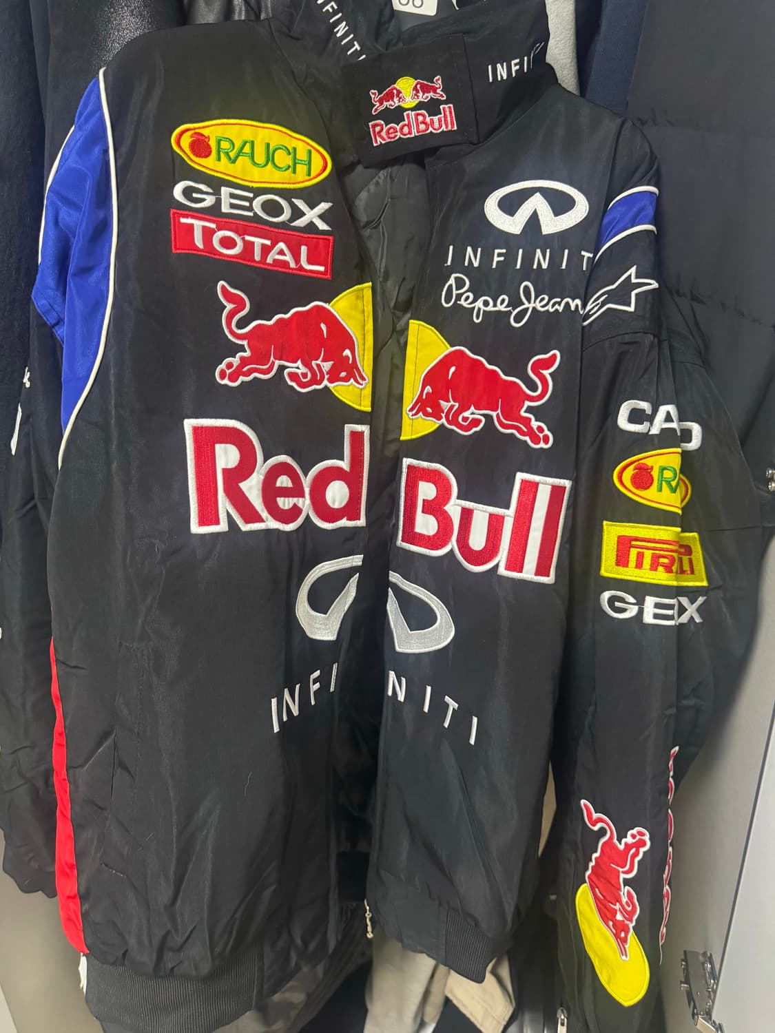 레드불 F1 레이싱 자켓 상품이미지1