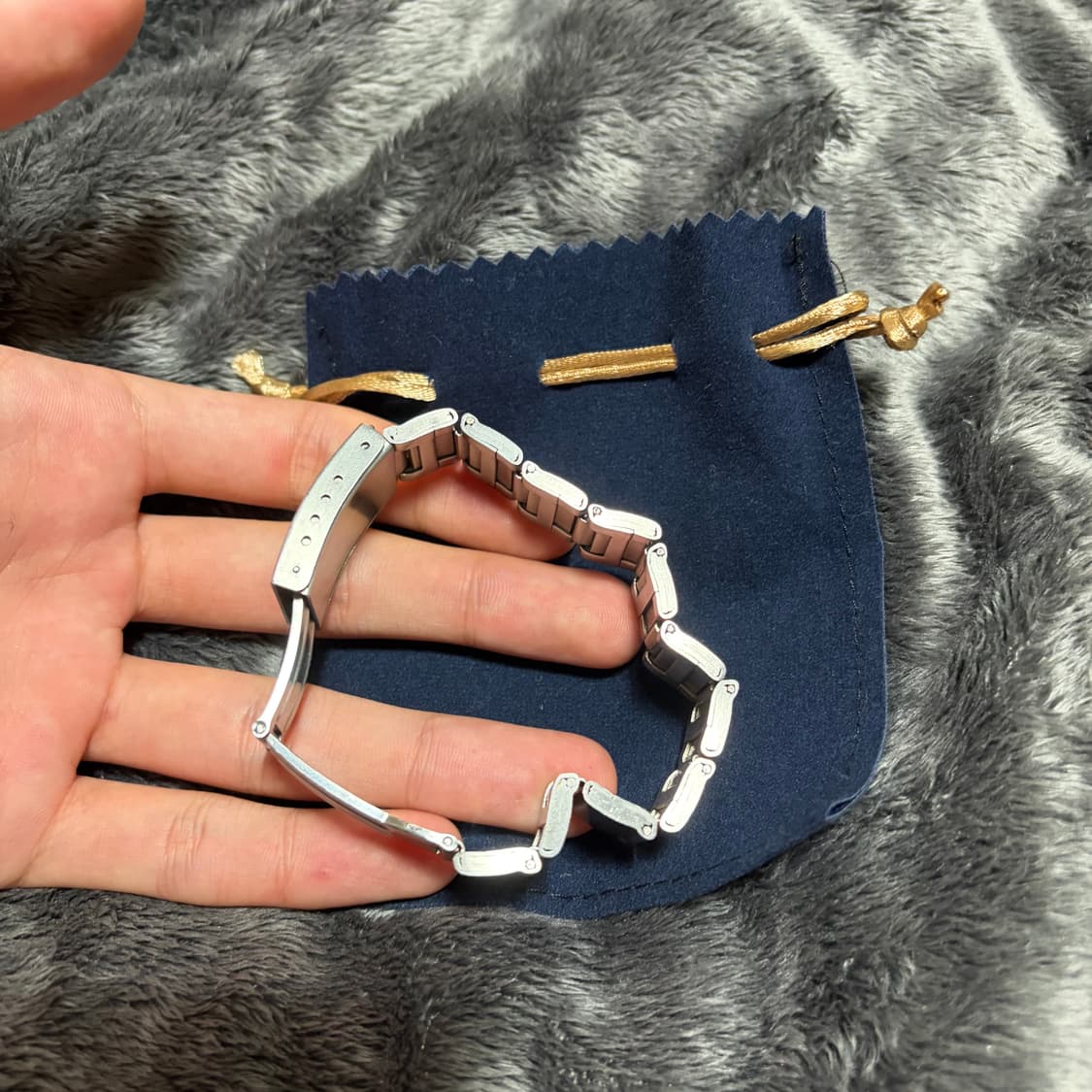 마르지엘라 H&M 페이스리스 오픈 시계 팔찌 상품이미지5