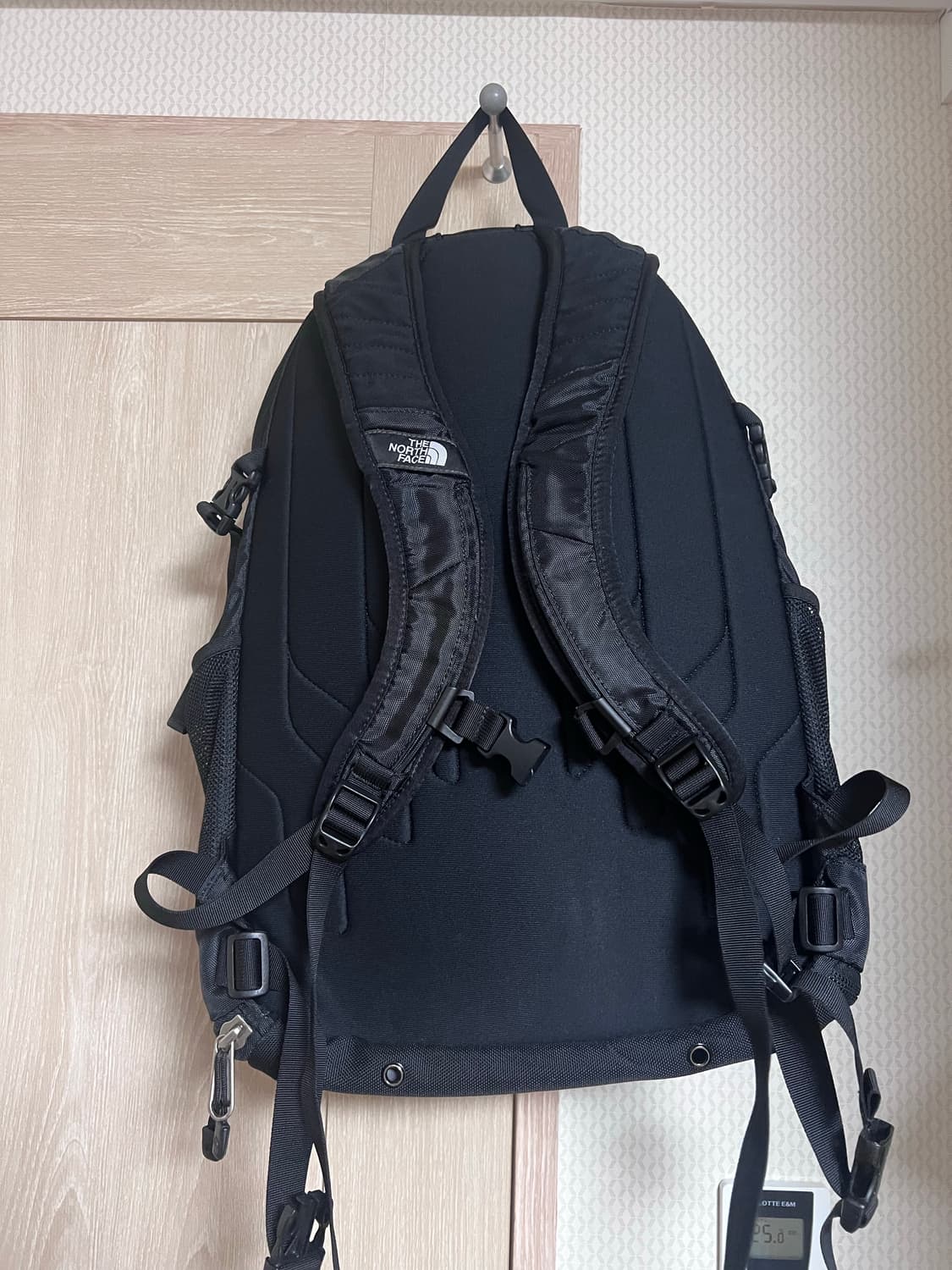 노스페이스 블랙 스위퍼 백팩 상품이미지2