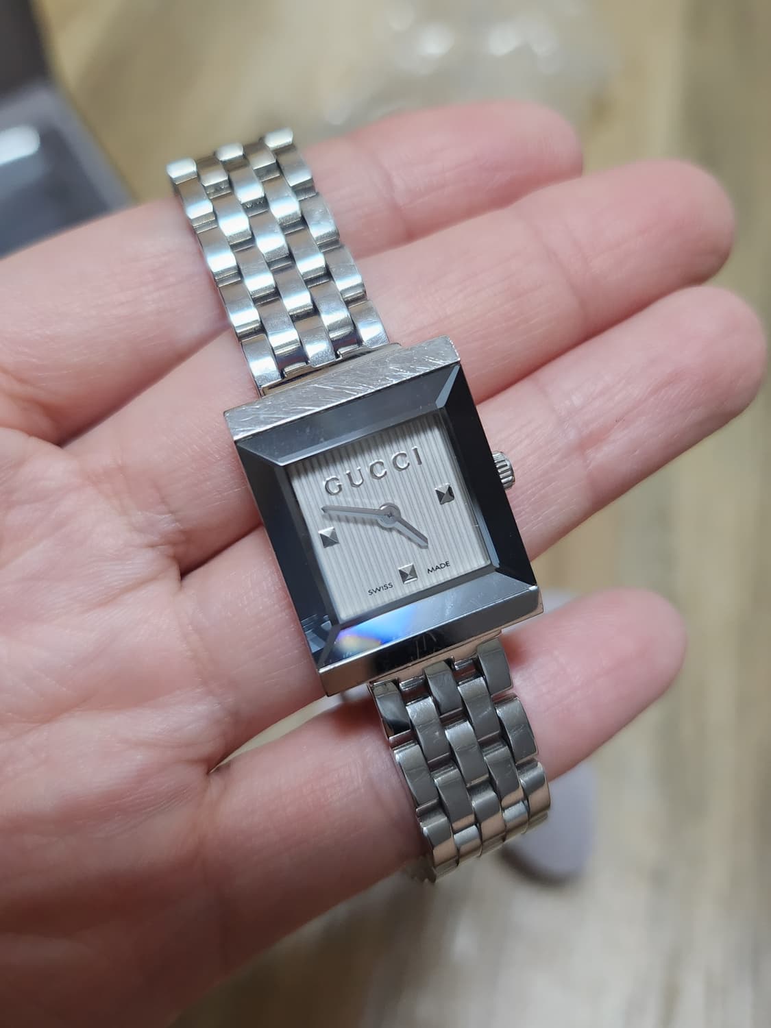 구찌 여성 메탈 시계 상품이미지4