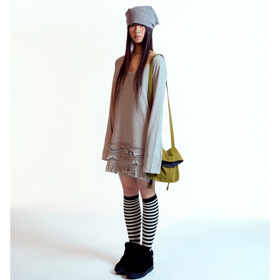 [2] 코이세이오 멀티플 프릴 드레스 라이트 그레이 원피스 상품이미지3