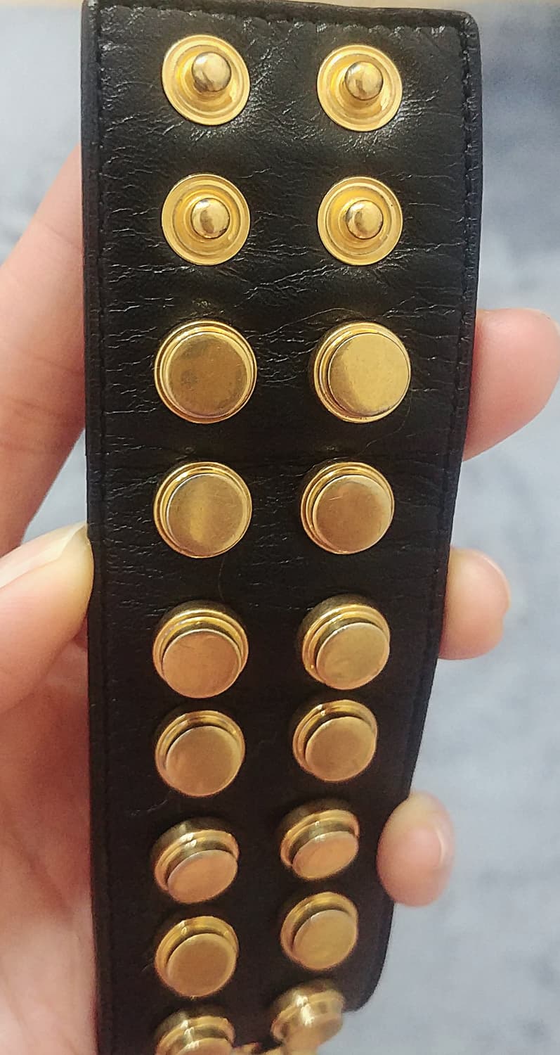 생로랑Saint Laurent 스터드 레더브레이슬릿 블랙 상품이미지7