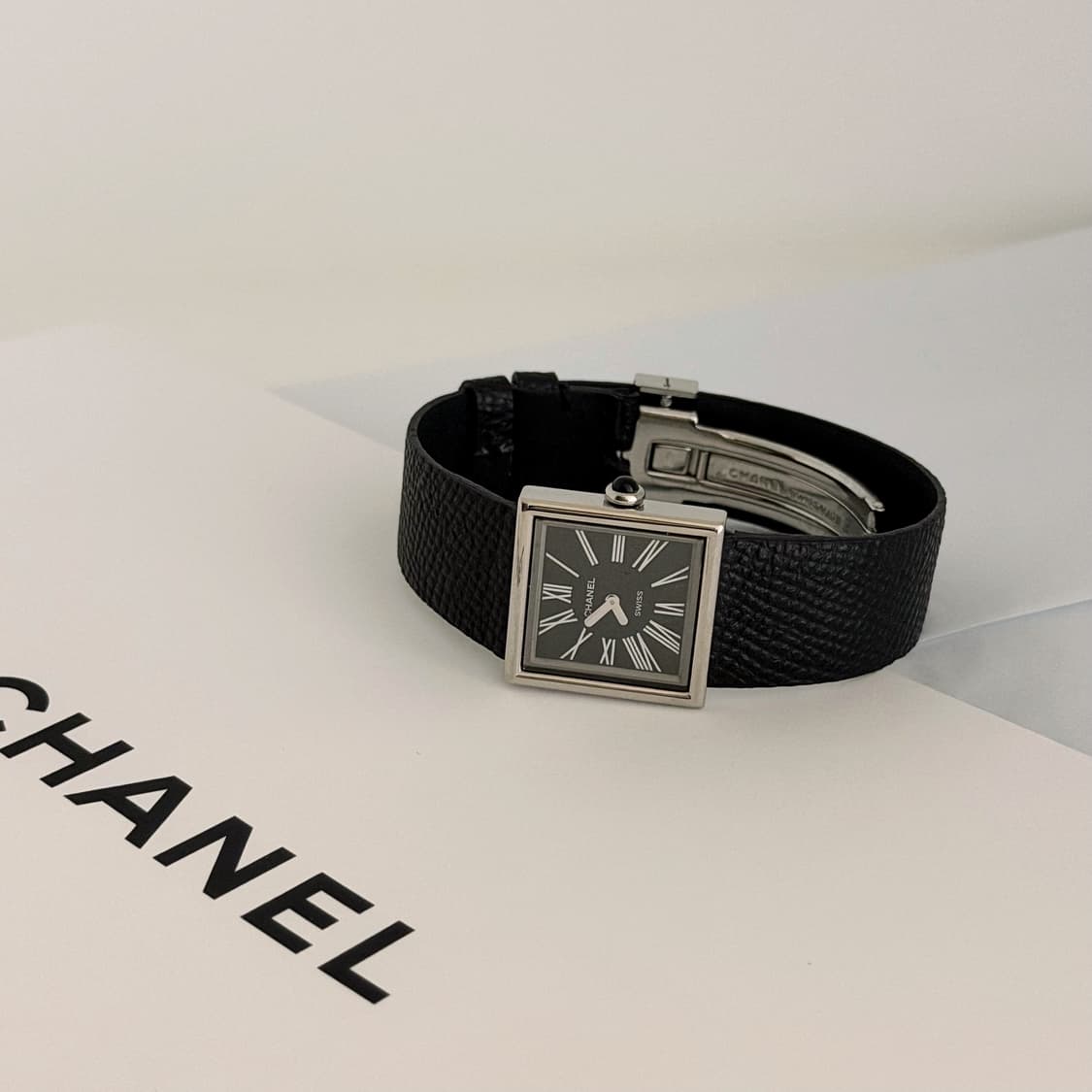 샤넬 마드모아젤 시계 [감정서 포함] 상품이미지1
