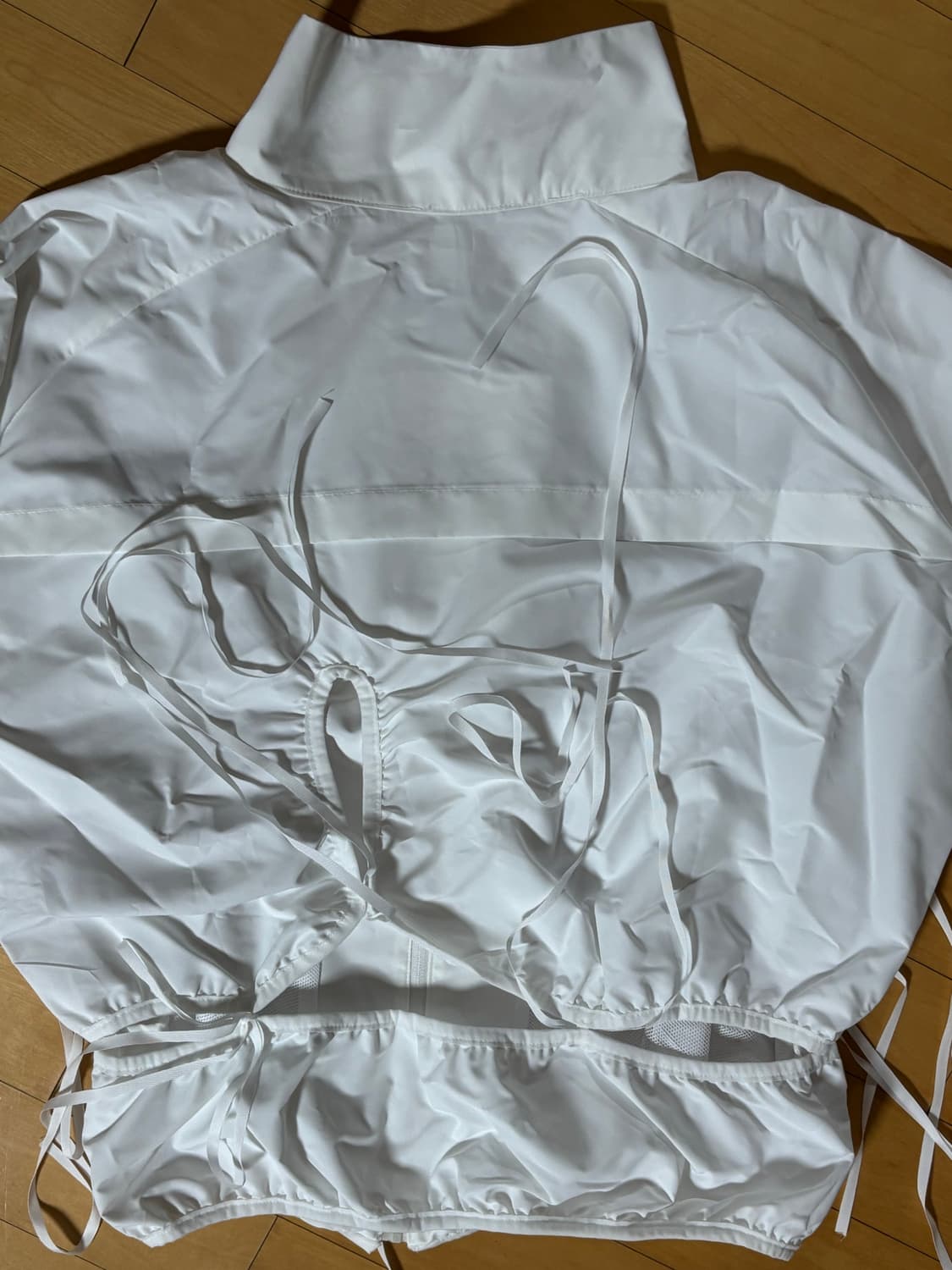 나체 CUT-OUT WIND BREAKER (UNISEX) WHITE 상품이미지6