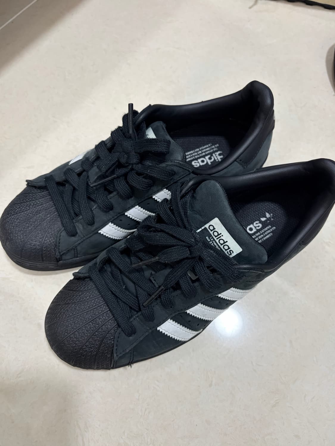 아디다스 슈퍼스타 코어 블랙 클라우드 화이트 230 상품이미지1