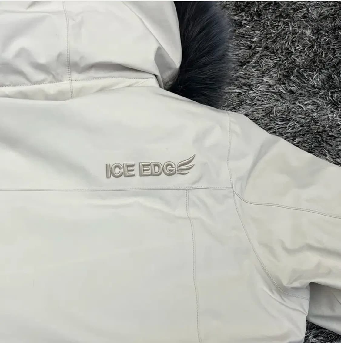 블랙야크 고어텍스 여성 엣지 거위털 롱패딩 (100) 상품이미지4