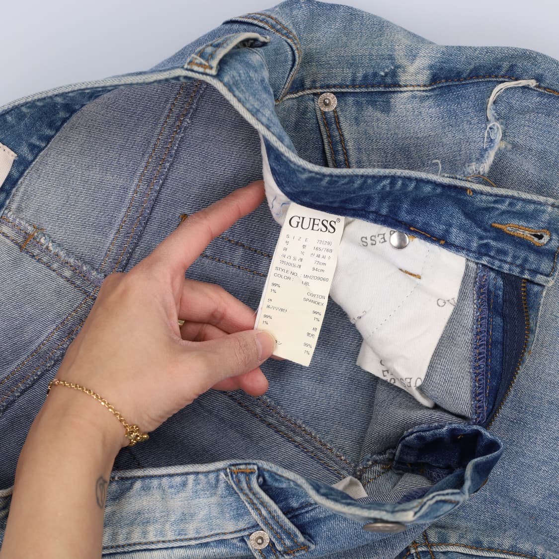 29 게스 여성 연청 데님팬츠 0324H1 상품이미지4