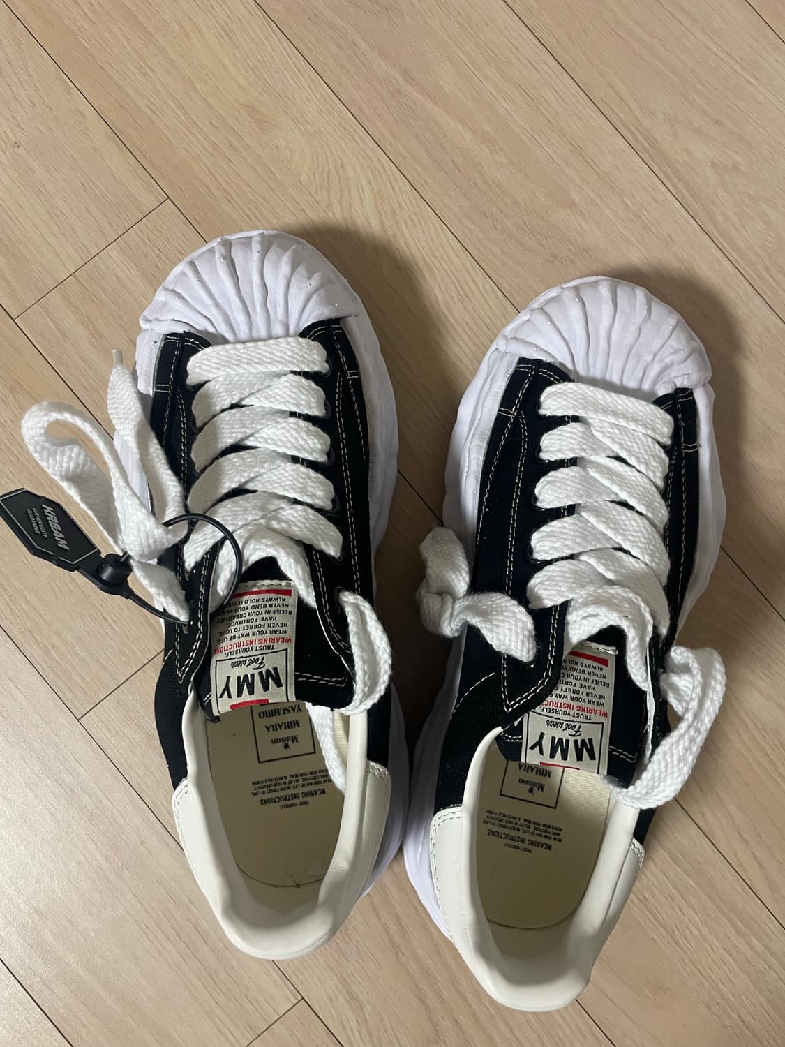 새상품 미하라 야스히로 블레이키 41 판매합니다 상품이미지1