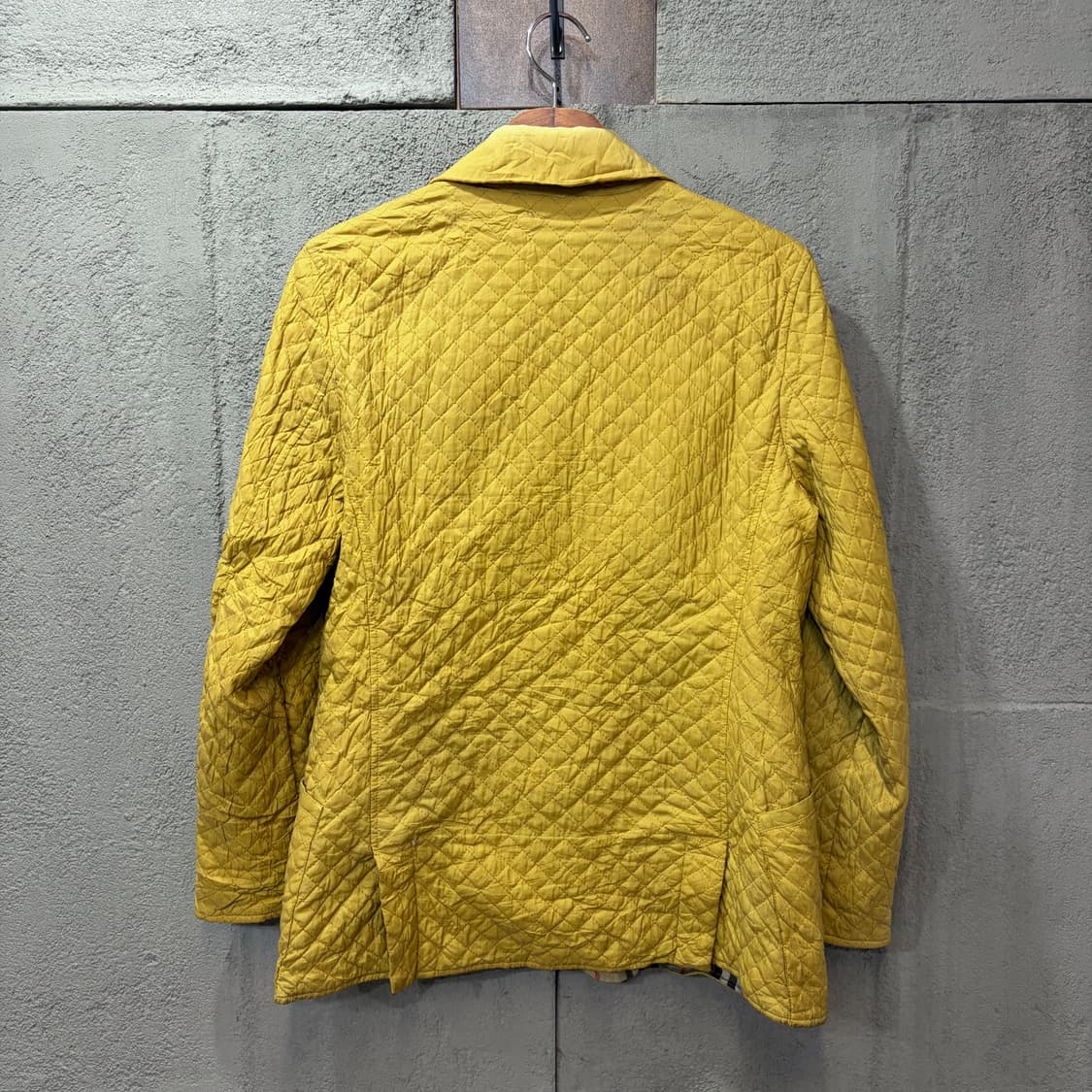 90s Burberry 옐로 퀼팅 자켓 (M) 상품이미지6