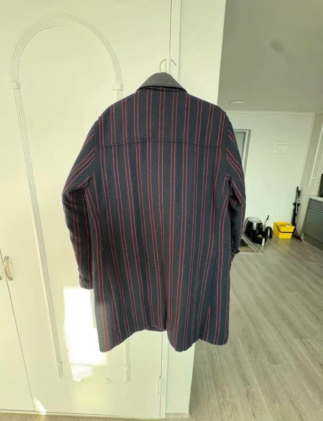 이스트로그 x 스컬프스토어 코트  상품이미지2