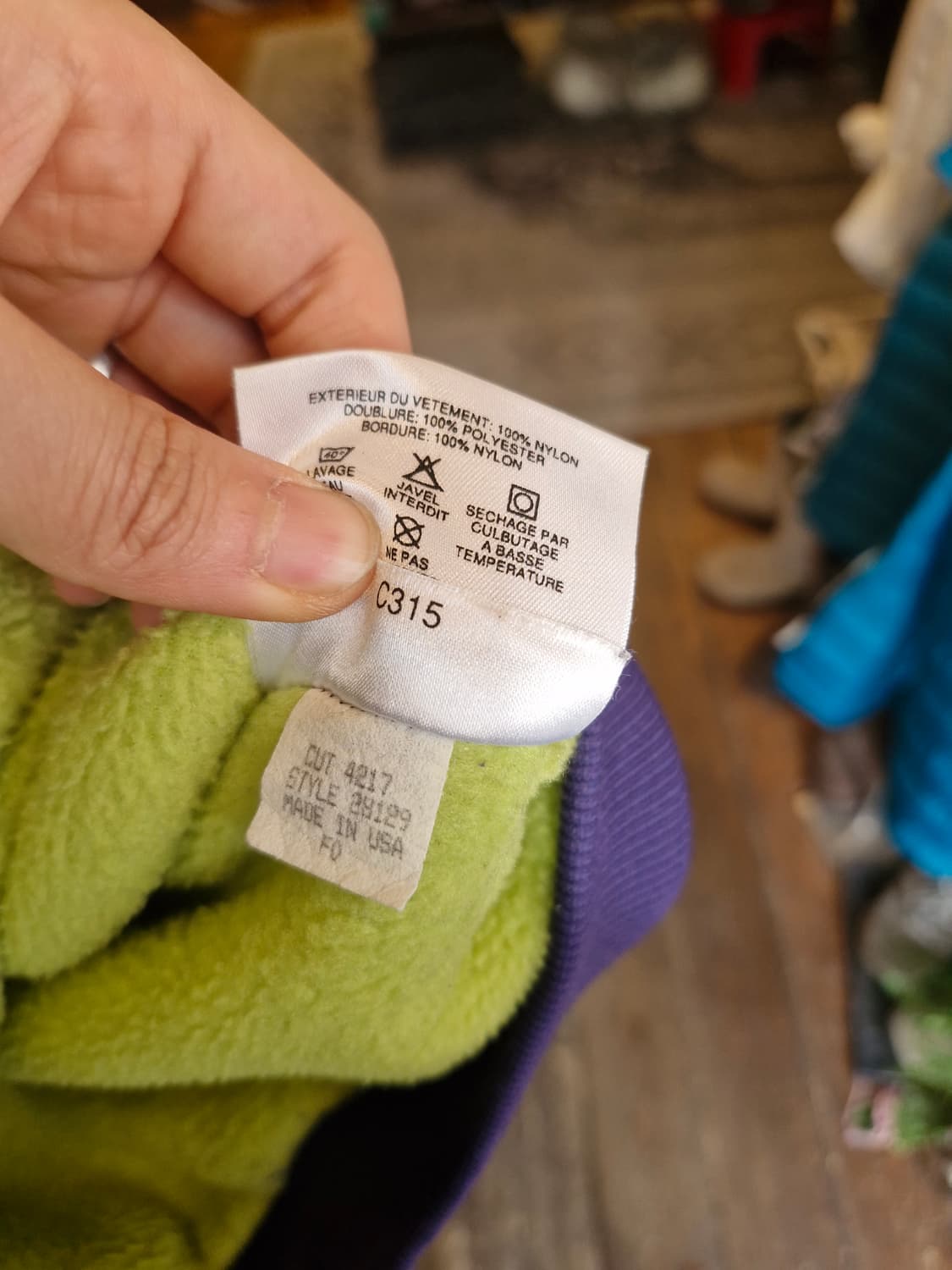 Z-486 파타고니아 쉘드 신칠라 봄버 웜업 자켓  상품이미지8