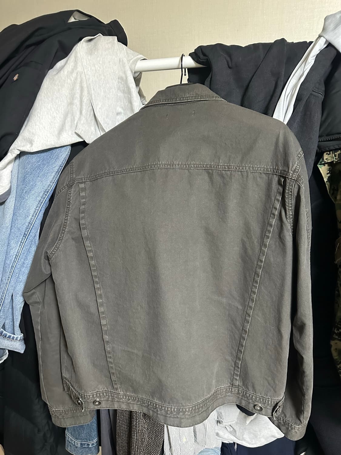 DYED 3 ZIP TRUCKER (CHARCOAL) 상품이미지2