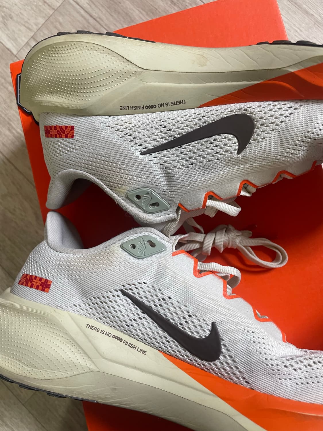 나이키 페가수스 41 세일 라이트 카키 260 러닝화 상품이미지3