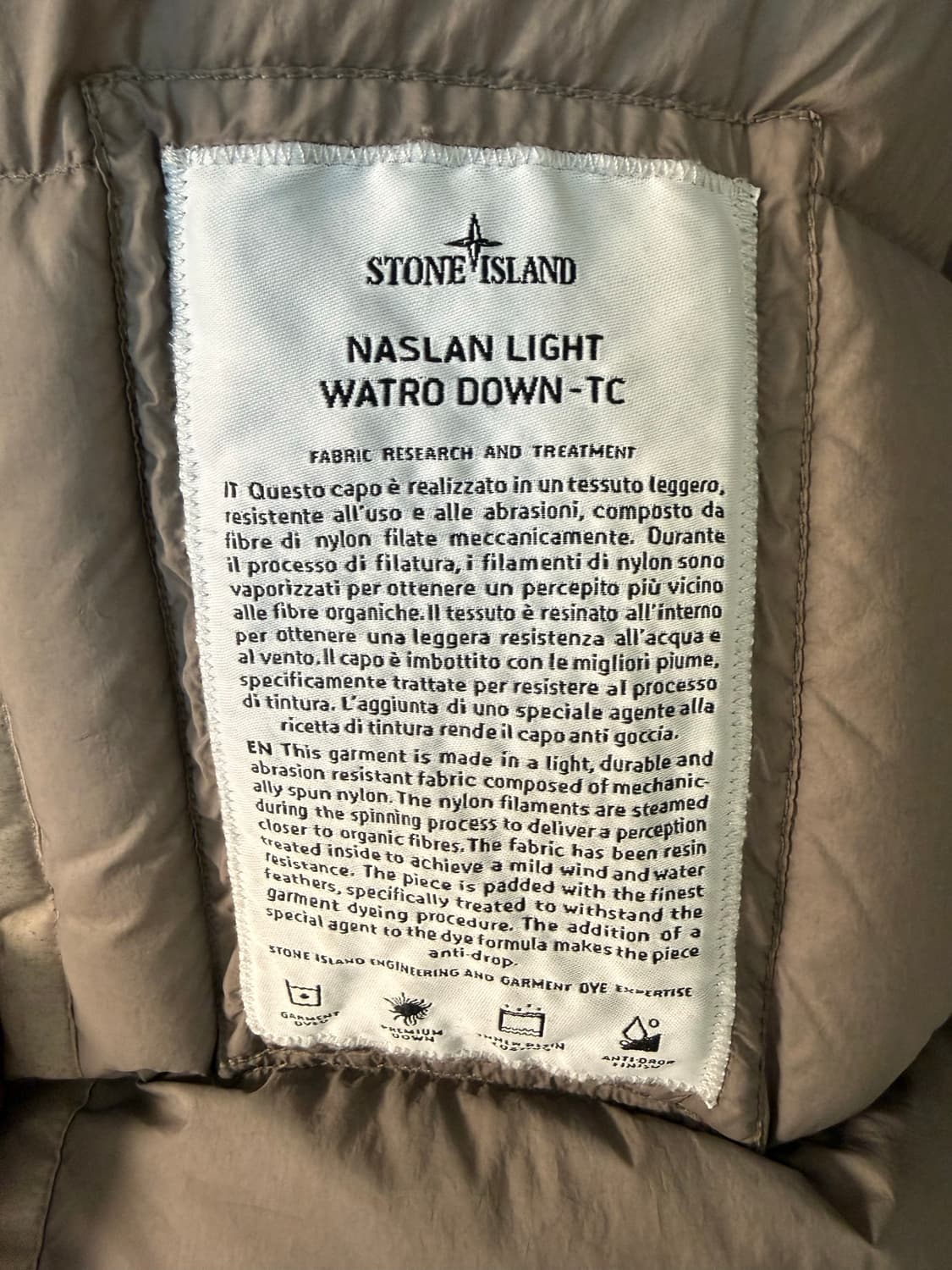 스톤아일랜드 나슬란 와트로 와펜 다운 패딩 상품이미지4