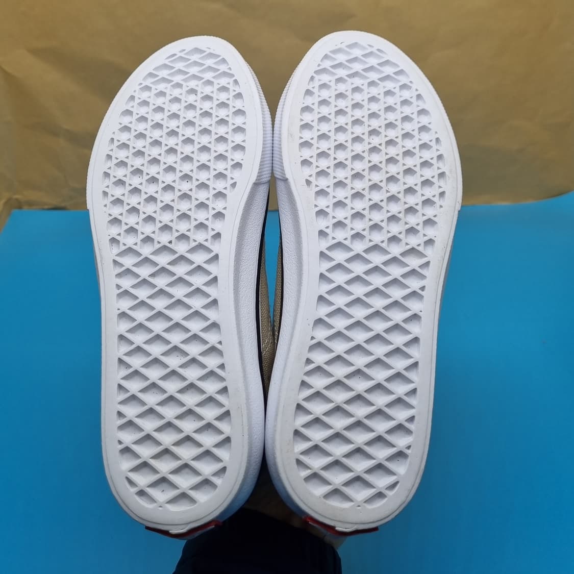 반스 경량스니커즈220 상품이미지3