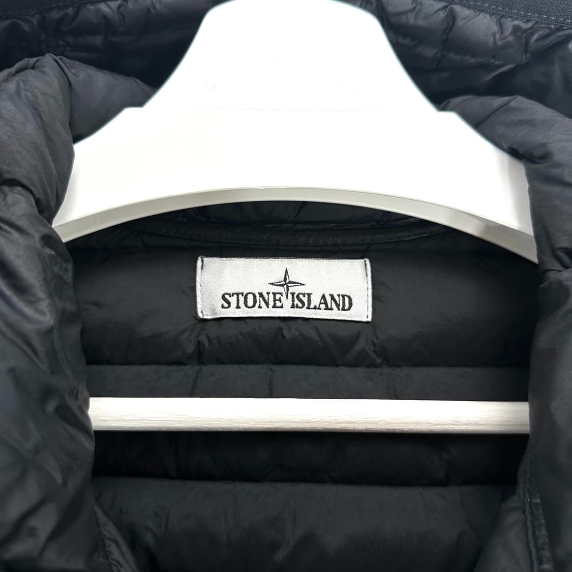 [국내 105] 스톤아일랜드 룸우븐 경량패딩 블랙 M 상품이미지7