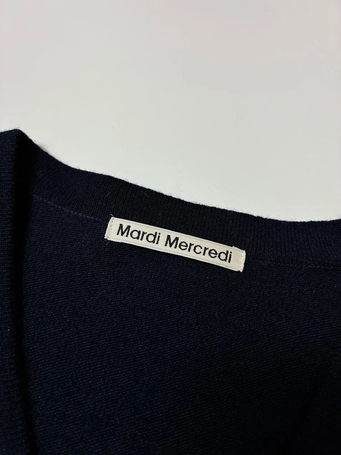 마르디메크르디 24ss 캐시미어 블렌드 하트버튼 니트 가디건 PN8640 상품이미지6