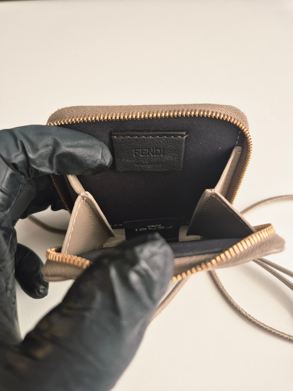 펜디 큐브 코인지갑 상품이미지5