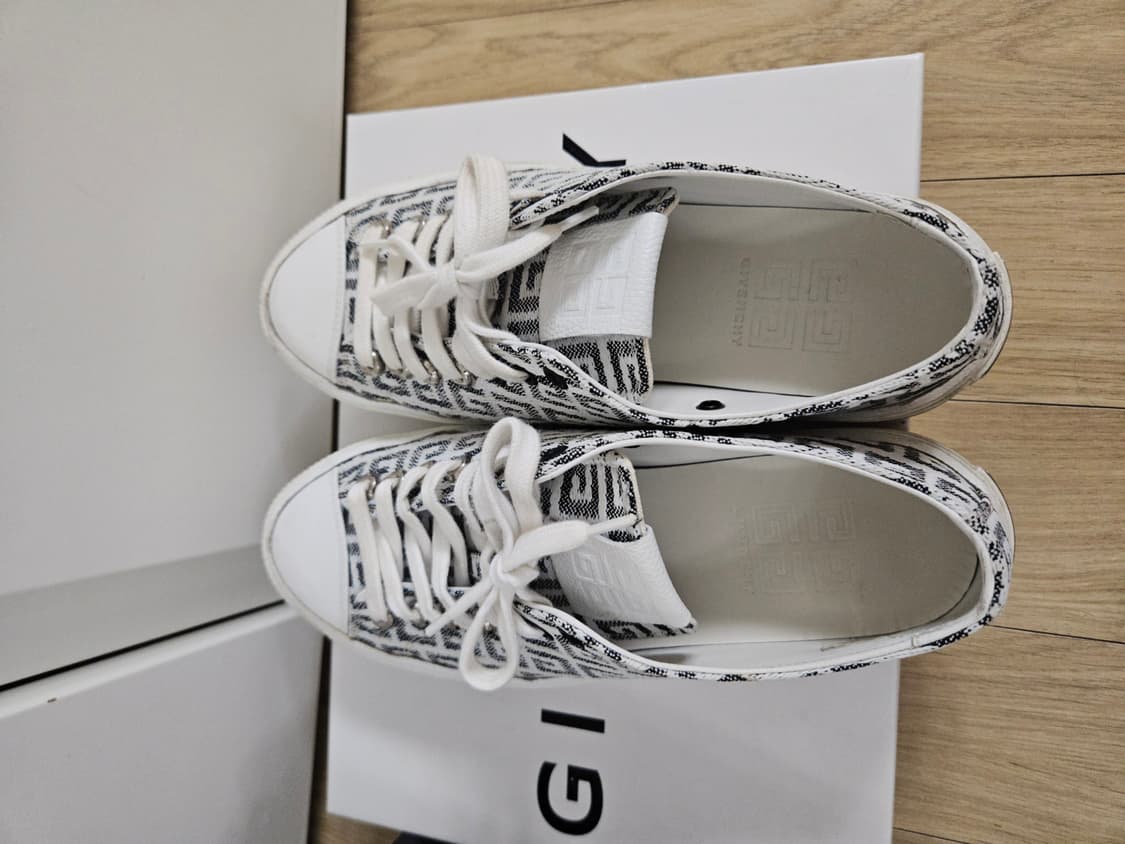 지방시 스니커즈신발 자카드단화 상품이미지7