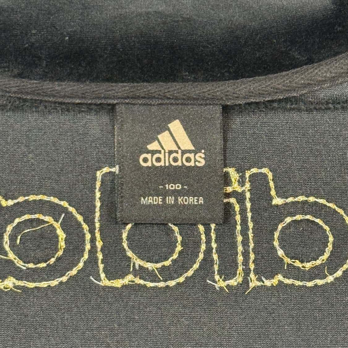 100) 아디다스 벨벳 트랙탑 블랙 골드 삼선 져지 상품이미지7