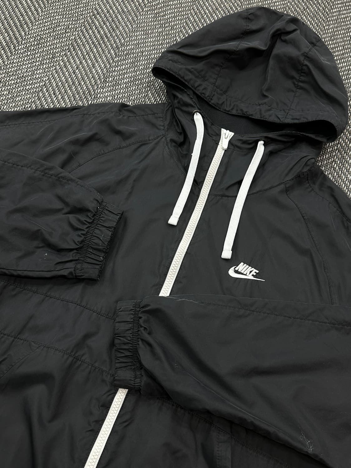 나이키 바람막이 블랙 상품이미지4