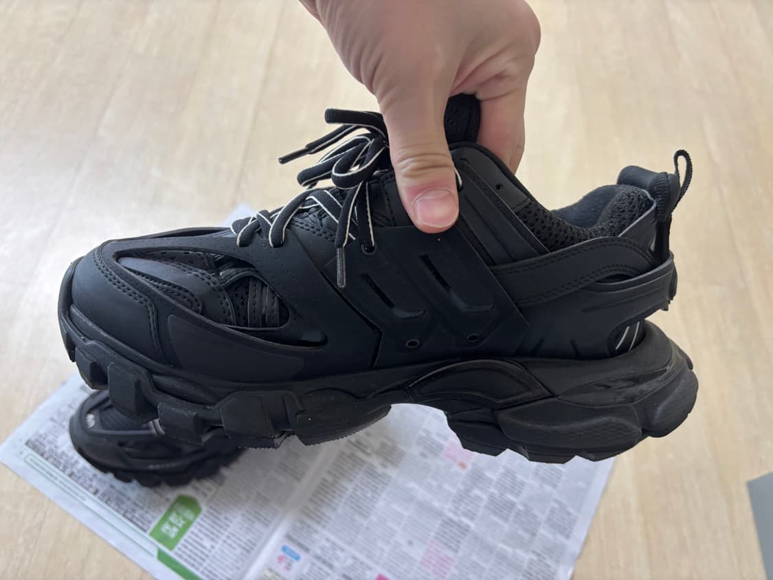 발렌시아가 트랙 슈즈 트리플 블랙 40 상품이미지6