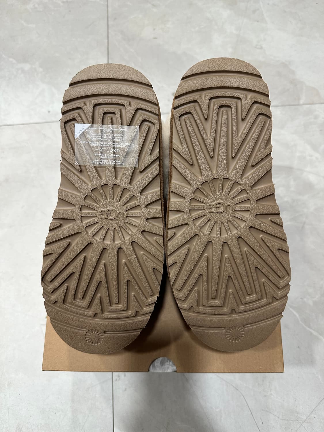 어그 타즐리타 체스트넛 230,240사이즈 새상품 상품이미지2